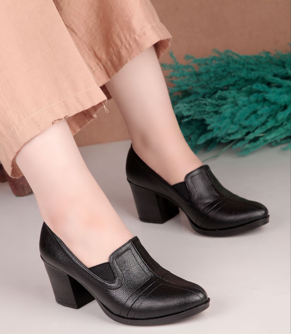 کفش زنانه پرسنلی مینو