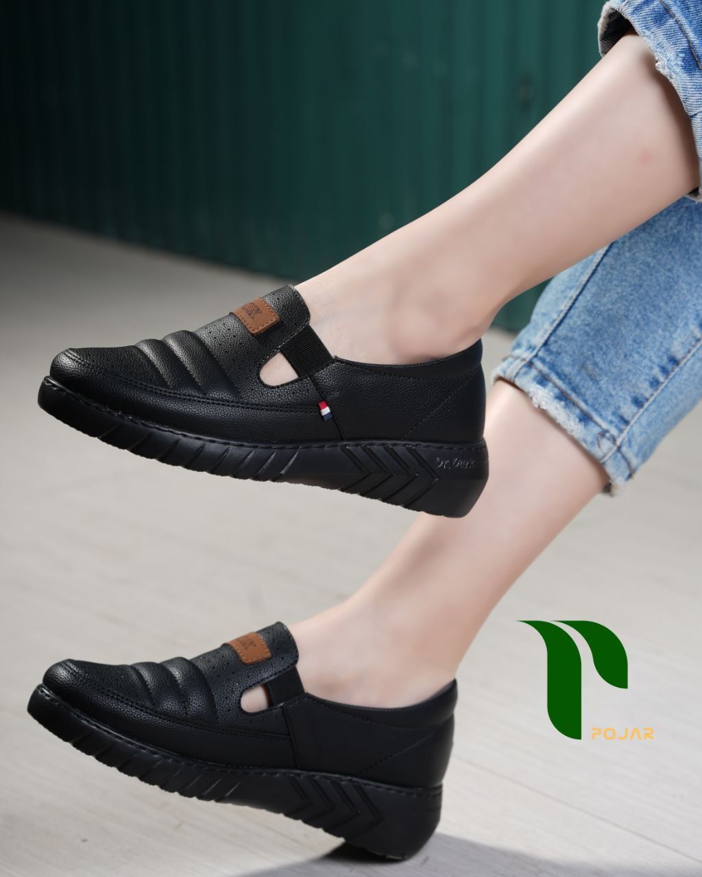 کفش طبی زنانه پافر