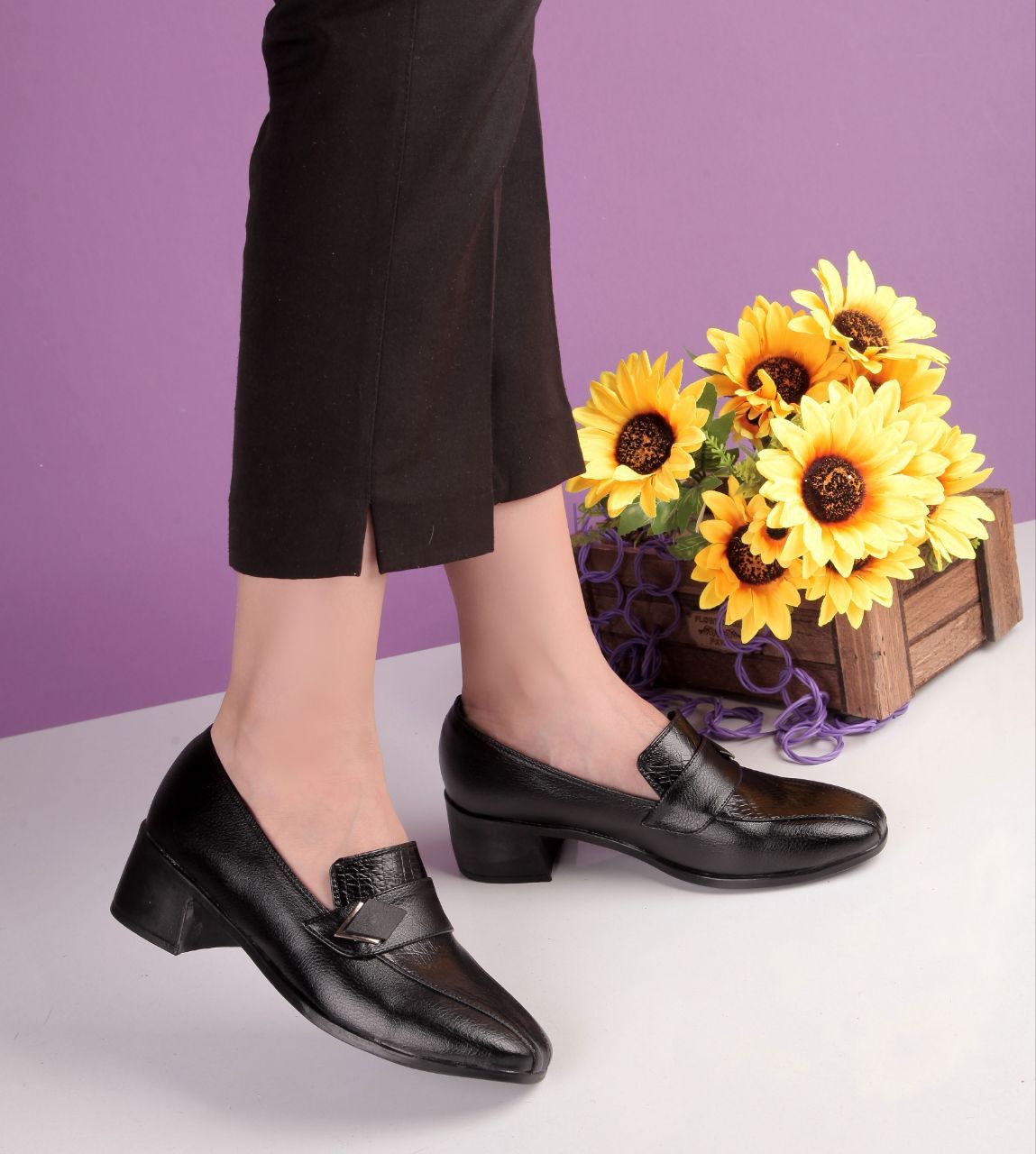 کفش زنانه پرسنلی پونه