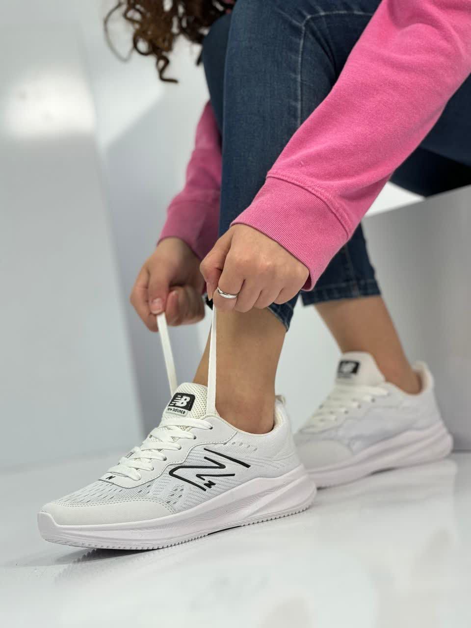 کتانی رانینگ نیوبالانس New Balance